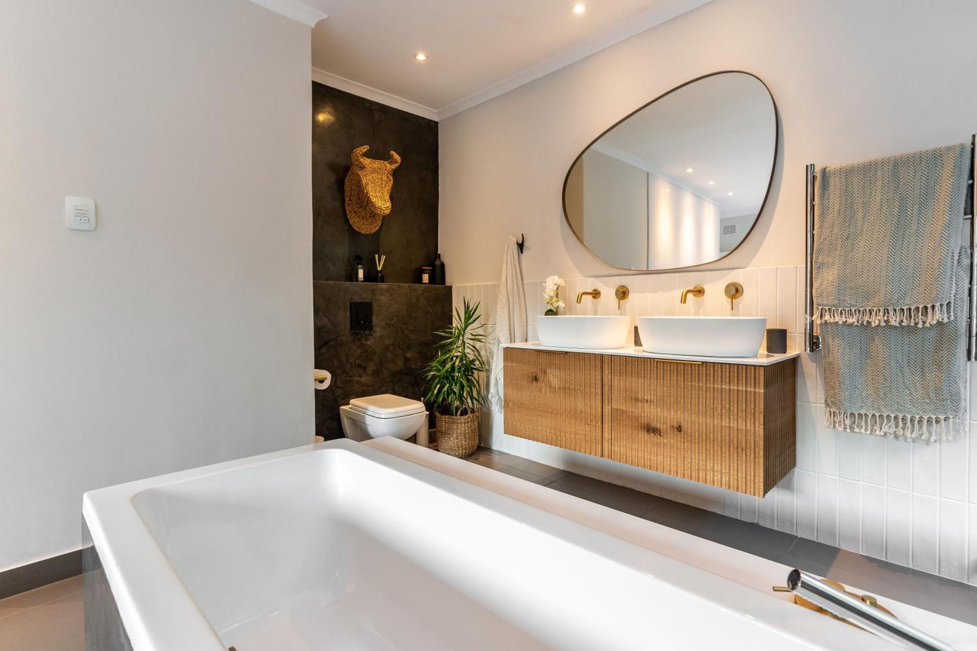 Villa Boutique Coastal Retreat