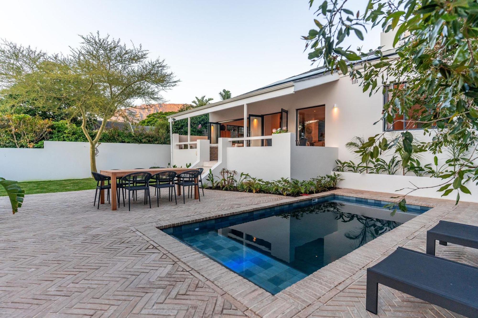Boutique Coastal Retreat Villa Le Cap